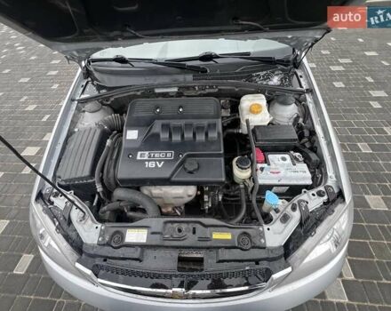 Серый Шевроле Лачетти, объемом двигателя 1.6 л и пробегом 255 тыс. км за 4700 $, фото 7 на Automoto.ua