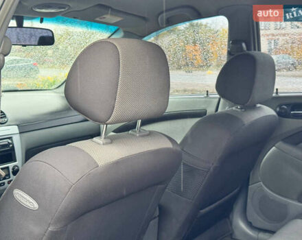 Серый Шевроле Лачетти, объемом двигателя 1.8 л и пробегом 189 тыс. км за 4650 $, фото 29 на Automoto.ua