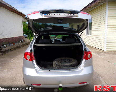 Серый Шевроле Лачетти, объемом двигателя 1.8 л и пробегом 50 тыс. км за 3999 $, фото 9 на Automoto.ua