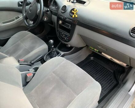 Сірий Шевроле Лачетті, об'ємом двигуна 1.6 л та пробігом 162 тис. км за 3500 $, фото 9 на Automoto.ua