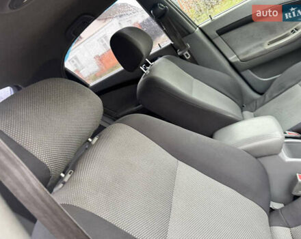 Серый Шевроле Лачетти, объемом двигателя 1.8 л и пробегом 189 тыс. км за 4650 $, фото 38 на Automoto.ua