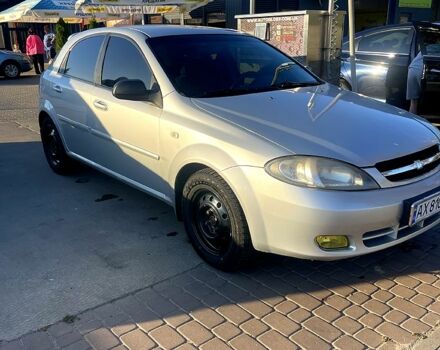 Серый Шевроле Лачетти, объемом двигателя 1.6 л и пробегом 363 тыс. км за 3800 $, фото 3 на Automoto.ua