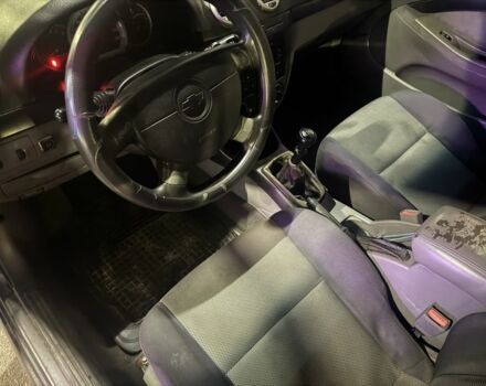 Серый Шевроле Лачетти, объемом двигателя 1.6 л и пробегом 400 тыс. км за 2350 $, фото 4 на Automoto.ua