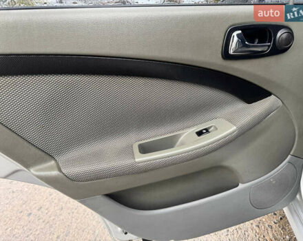 Серый Шевроле Лачетти, объемом двигателя 1.8 л и пробегом 189 тыс. км за 4650 $, фото 25 на Automoto.ua