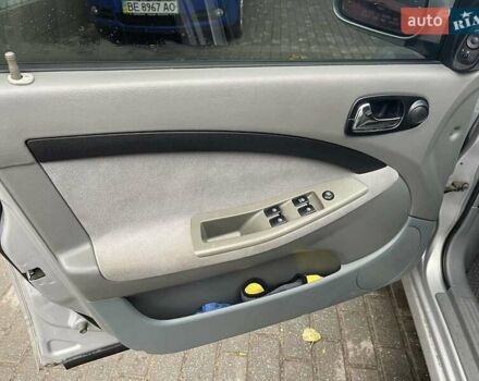 Серый Шевроле Лачетти, объемом двигателя 1.99 л и пробегом 230 тыс. км за 4400 $, фото 11 на Automoto.ua