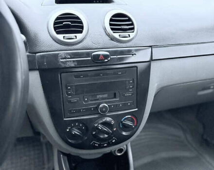 Сірий Шевроле Лачетті, об'ємом двигуна 1.6 л та пробігом 250 тис. км за 1999 $, фото 5 на Automoto.ua