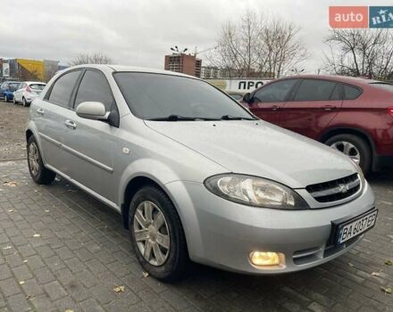 Серый Шевроле Лачетти, объемом двигателя 1.99 л и пробегом 230 тыс. км за 4400 $, фото 3 на Automoto.ua