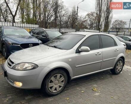 Серый Шевроле Лачетти, объемом двигателя 1.99 л и пробегом 230 тыс. км за 4400 $, фото 7 на Automoto.ua