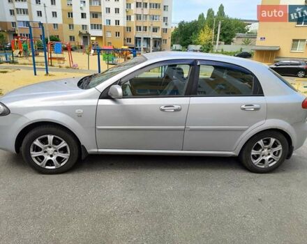 Сірий Шевроле Лачетті, об'ємом двигуна 1.6 л та пробігом 148 тис. км за 3600 $, фото 4 на Automoto.ua