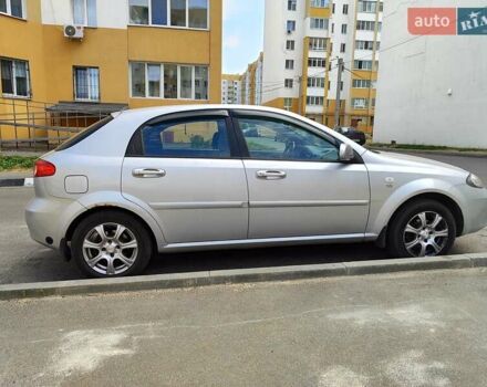 Сірий Шевроле Лачетті, об'ємом двигуна 1.6 л та пробігом 148 тис. км за 3600 $, фото 2 на Automoto.ua
