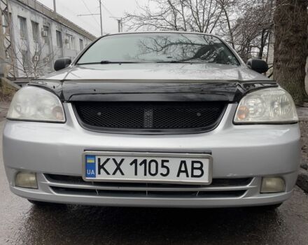 Серый Шевроле Лачетти, объемом двигателя 1.6 л и пробегом 300 тыс. км за 3900 $, фото 1 на Automoto.ua