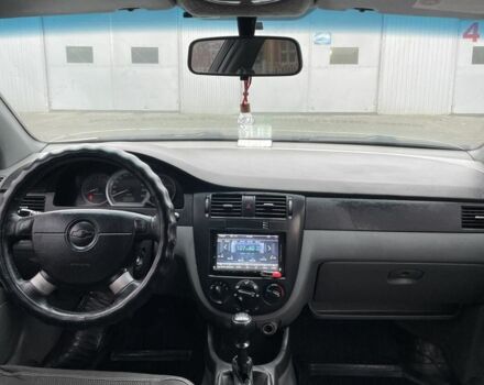 Серый Шевроле Лачетти, объемом двигателя 1.6 л и пробегом 300 тыс. км за 3900 $, фото 7 на Automoto.ua