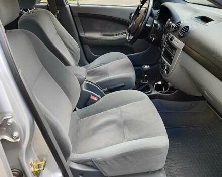 Сірий Шевроле Лачетті, об'ємом двигуна 1.6 л та пробігом 148 тис. км за 3600 $, фото 5 на Automoto.ua