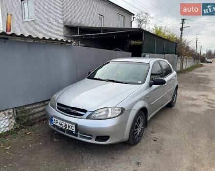 Серый Шевроле Лачетти, объемом двигателя 1.6 л и пробегом 350 тыс. км за 4069 $, фото 3 на Automoto.ua