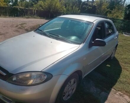 Серый Шевроле Лачетти, объемом двигателя 1 л и пробегом 270 тыс. км за 3000 $, фото 4 на Automoto.ua