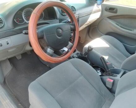 Серый Шевроле Лачетти, объемом двигателя 1 л и пробегом 270 тыс. км за 3000 $, фото 6 на Automoto.ua