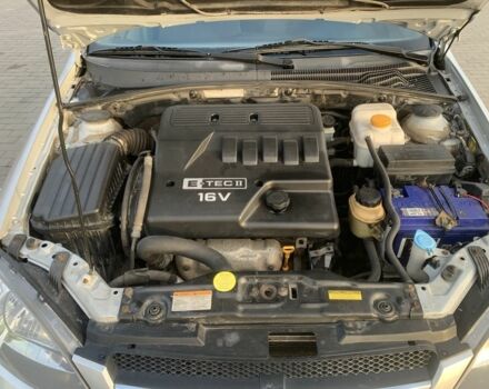 Серый Шевроле Лачетти, объемом двигателя 1.6 л и пробегом 150 тыс. км за 3800 $, фото 6 на Automoto.ua