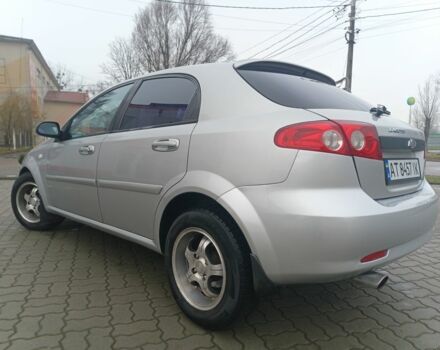 Серый Шевроле Лачетти, объемом двигателя 1.6 л и пробегом 267 тыс. км за 3350 $, фото 4 на Automoto.ua