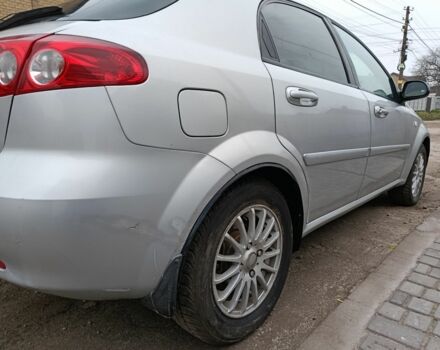 Сірий Шевроле Лачетті, об'ємом двигуна 1 л та пробігом 275 тис. км за 3999 $, фото 3 на Automoto.ua