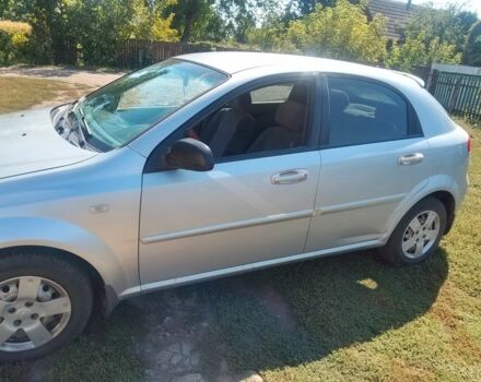 Серый Шевроле Лачетти, объемом двигателя 1 л и пробегом 270 тыс. км за 3000 $, фото 5 на Automoto.ua