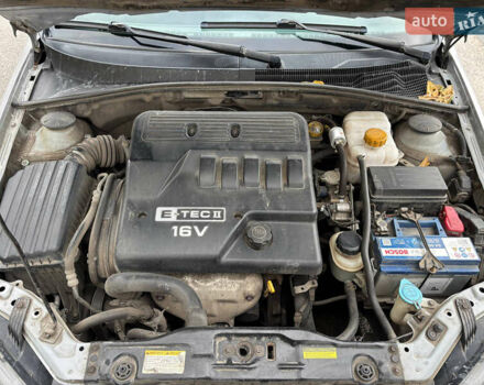 Серый Шевроле Лачетти, объемом двигателя 1.6 л и пробегом 280 тыс. км за 3600 $, фото 10 на Automoto.ua