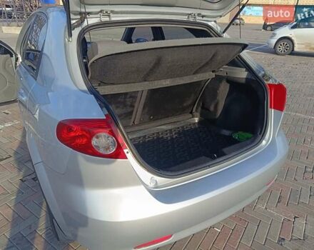 Серый Шевроле Лачетти, объемом двигателя 1.8 л и пробегом 138 тыс. км за 5700 $, фото 11 на Automoto.ua