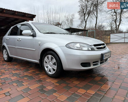 Серый Шевроле Лачетти, объемом двигателя 1.6 л и пробегом 216 тыс. км за 4900 $, фото 4 на Automoto.ua