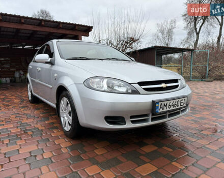 Серый Шевроле Лачетти, объемом двигателя 1.6 л и пробегом 216 тыс. км за 4900 $, фото 1 на Automoto.ua