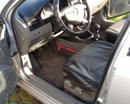 Серый Шевроле Лачетти, объемом двигателя 1.6 л и пробегом 300 тыс. км за 3700 $, фото 3 на Automoto.ua