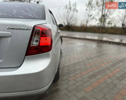 Сірий Шевроле Лачетті, об'ємом двигуна 1.8 л та пробігом 185 тис. км за 4500 $, фото 12 на Automoto.ua