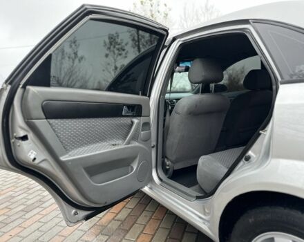 Серый Шевроле Лачетти, объемом двигателя 1.8 л и пробегом 180 тыс. км за 4500 $, фото 18 на Automoto.ua