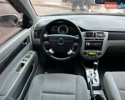 Сірий Шевроле Лачетті, об'ємом двигуна 1.8 л та пробігом 185 тис. км за 4500 $, фото 42 на Automoto.ua