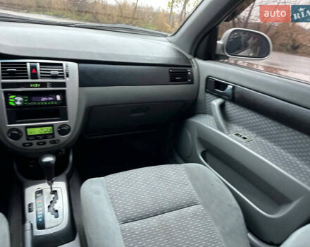 Сірий Шевроле Лачетті, об'ємом двигуна 1.8 л та пробігом 185 тис. км за 4500 $, фото 45 на Automoto.ua