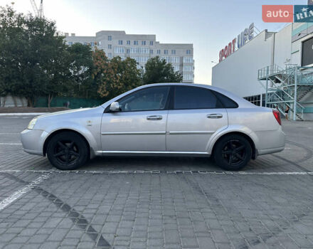 Серый Шевроле Лачетти, объемом двигателя 1.8 л и пробегом 136 тыс. км за 7500 $, фото 3 на Automoto.ua