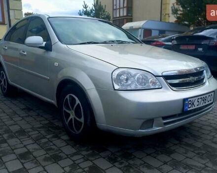 Серый Шевроле Лачетти, объемом двигателя 1.8 л и пробегом 320 тыс. км за 2999 $, фото 5 на Automoto.ua