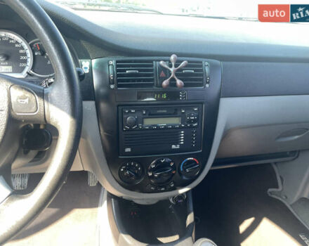 Серый Шевроле Лачетти, объемом двигателя 1.8 л и пробегом 121 тыс. км за 3000 $, фото 5 на Automoto.ua