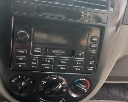 Серый Шевроле Лачетти, объемом двигателя 1.8 л и пробегом 320 тыс. км за 2999 $, фото 7 на Automoto.ua