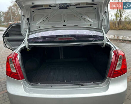 Сірий Шевроле Лачетті, об'ємом двигуна 1.8 л та пробігом 185 тис. км за 4500 $, фото 58 на Automoto.ua