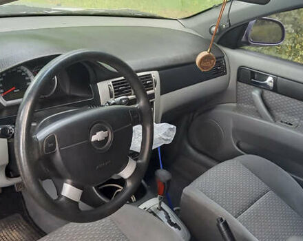 Серый Шевроле Лачетти, объемом двигателя 1.8 л и пробегом 327 тыс. км за 3200 $, фото 2 на Automoto.ua