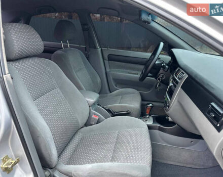 Сірий Шевроле Лачетті, об'ємом двигуна 1.8 л та пробігом 185 тис. км за 4500 $, фото 55 на Automoto.ua