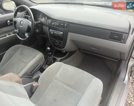 Серый Шевроле Лачетти, объемом двигателя 1.8 л и пробегом 300 тыс. км за 2800 $, фото 8 на Automoto.ua