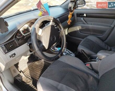 Сірий Шевроле Лачетті, об'ємом двигуна 1.8 л та пробігом 270 тис. км за 3650 $, фото 7 на Automoto.ua