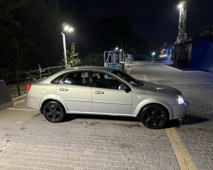 Серый Шевроле Лачетти, объемом двигателя 1.6 л и пробегом 270 тыс. км за 2750 $, фото 4 на Automoto.ua