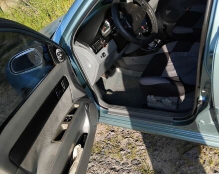 Серый Шевроле Лачетти, объемом двигателя 1.8 л и пробегом 213 тыс. км за 3800 $, фото 4 на Automoto.ua