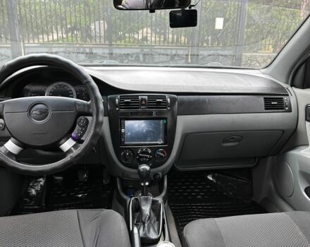 Сірий Шевроле Лачетті, об'ємом двигуна 1.8 л та пробігом 230 тис. км за 3800 $, фото 7 на Automoto.ua