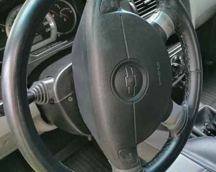 Серый Шевроле Лачетти, объемом двигателя 1.6 л и пробегом 238 тыс. км за 3850 $, фото 25 на Automoto.ua