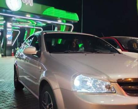 Сірий Шевроле Лачетті, об'ємом двигуна 1.8 л та пробігом 220 тис. км за 5600 $, фото 3 на Automoto.ua