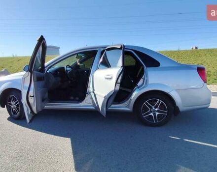 Сірий Шевроле Лачетті, об'ємом двигуна 1.8 л та пробігом 220 тис. км за 5600 $, фото 12 на Automoto.ua