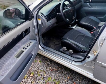 Сірий Шевроле Лачетті, об'ємом двигуна 1.8 л та пробігом 290 тис. км за 3600 $, фото 5 на Automoto.ua