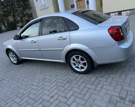 Серый Шевроле Лачетти, объемом двигателя 1.6 л и пробегом 290 тыс. км за 3850 $, фото 4 на Automoto.ua